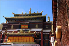 拉萨-羊卓雍湖-纳木错-藏北草原芝4晚5日游