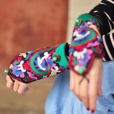 民族风绣花刺绣饰品首饰 布艺手链护腕女